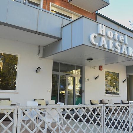 Hotel Caesar Pesaro Extérieur photo
