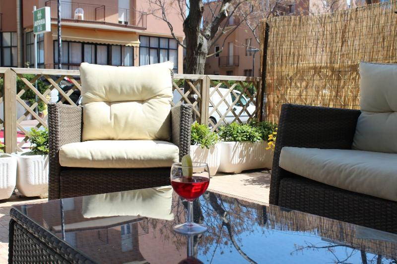Hotel Caesar Pesaro Extérieur photo