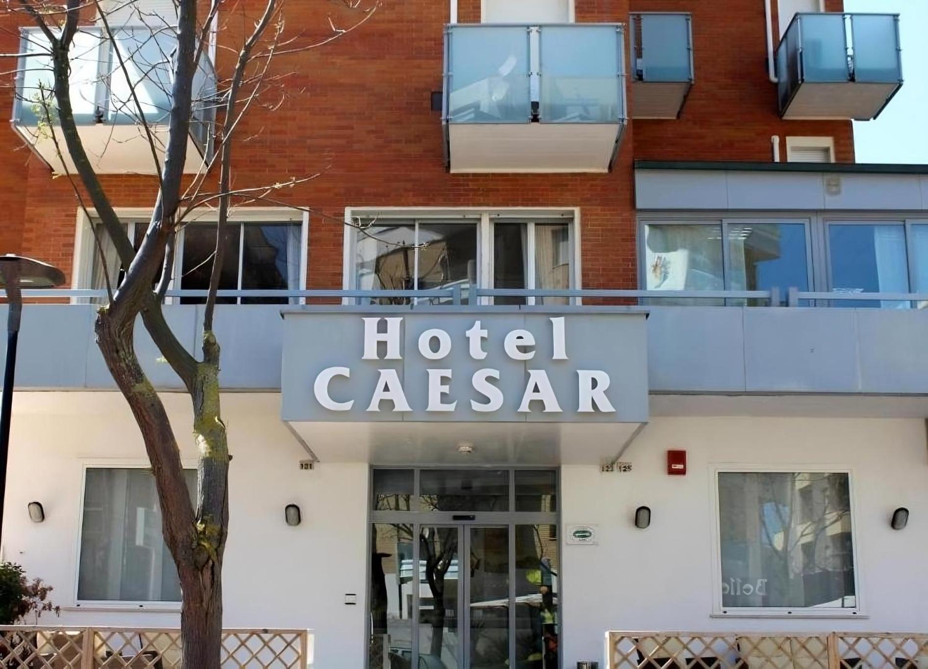 Hotel Caesar Pesaro Extérieur photo